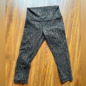 lululemon leggings - 8